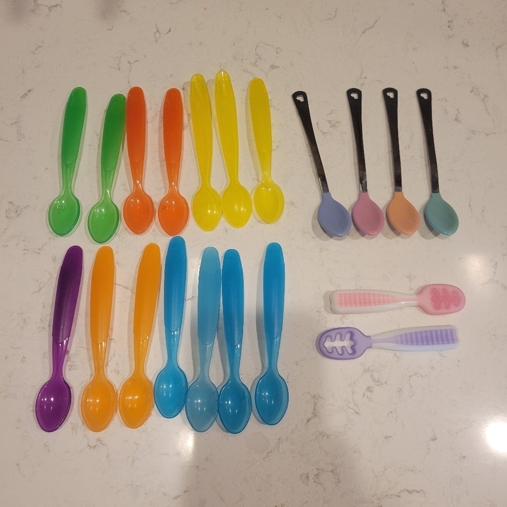 Munchkin numnum Bundle of baby spoons toddler spoons gootensils